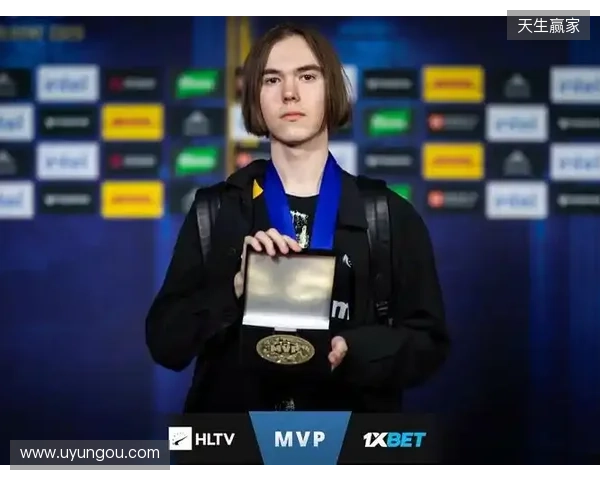 世一门!德转钱多多身价涨至4500万欧,独享世一身价门将